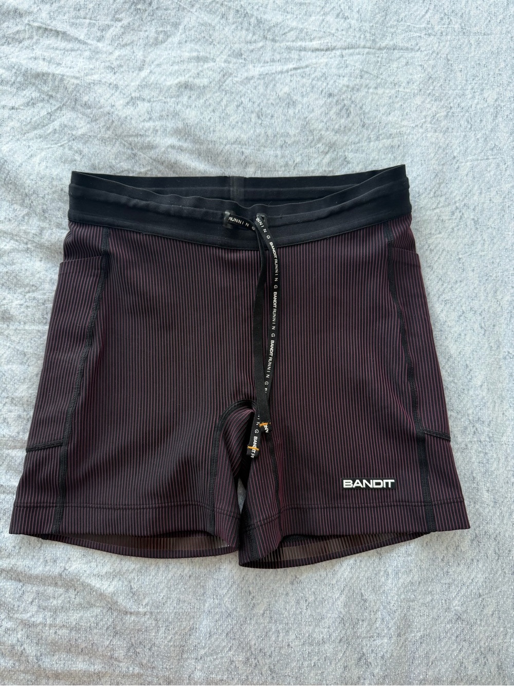 Bandit Running Women's Striped Cadence 5" Compression Shorts-  dark Fig - Picture 4 of 6